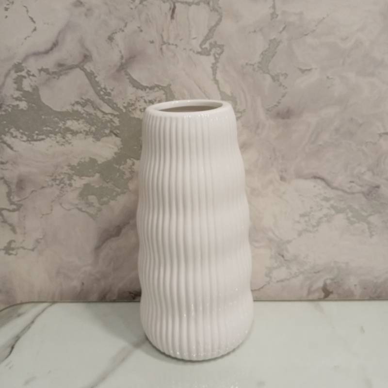 (TPM-446) White Vase 7 Size- M
