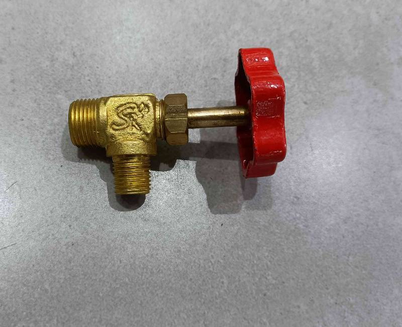 Valve 1/4 x 3/8 F Type