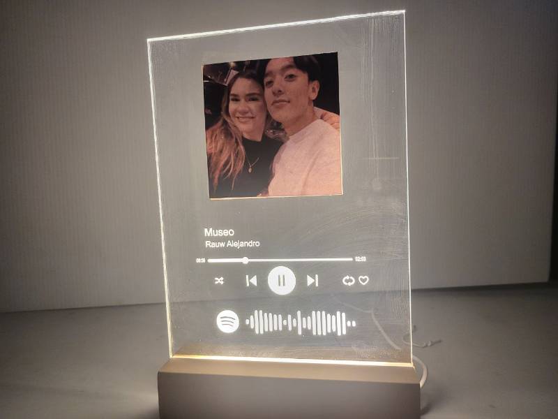 Acrilico con Luz Spotify