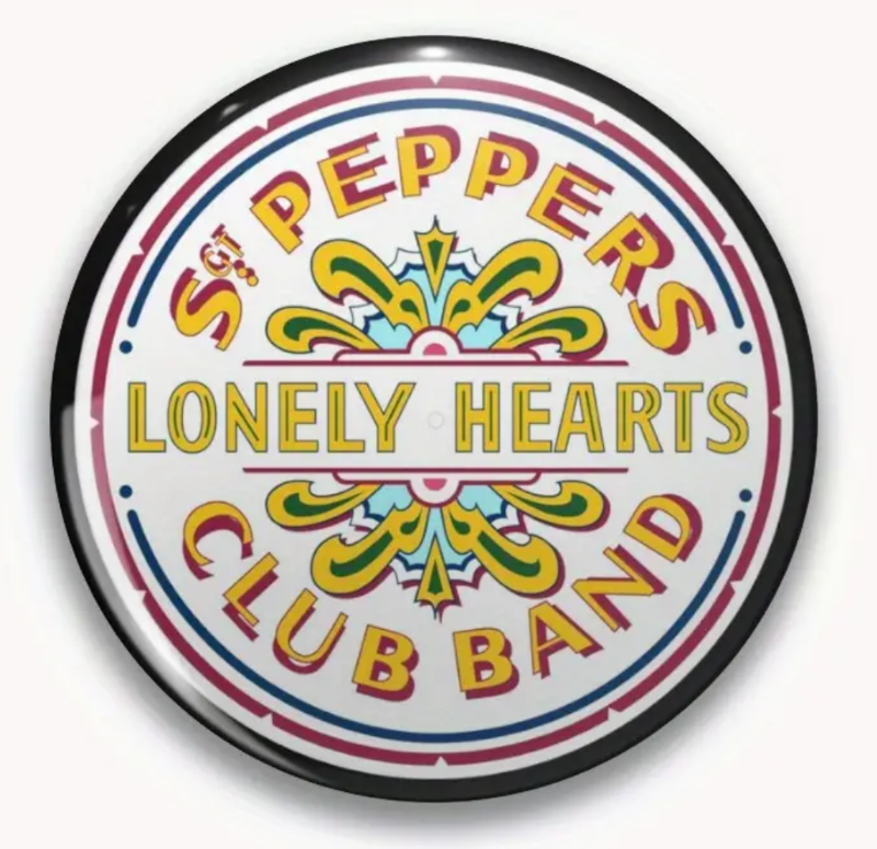 Boton Sgt Peppers Lonely Hearts Club Band / The Beatles