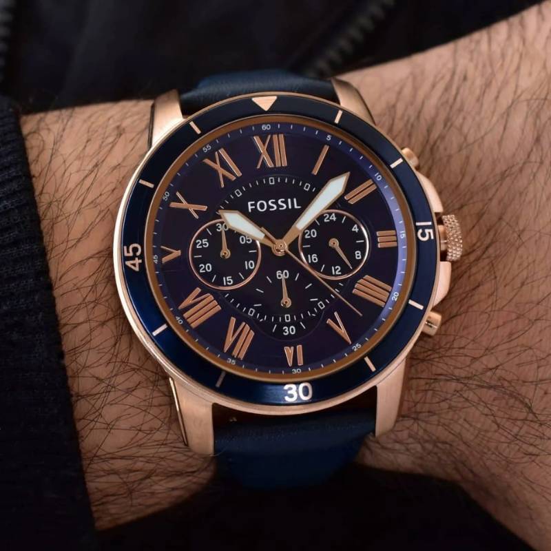 Fossil Grant chronograph "Japan" 

*Quality*: 1:1 Master showroom piece(Barcode)