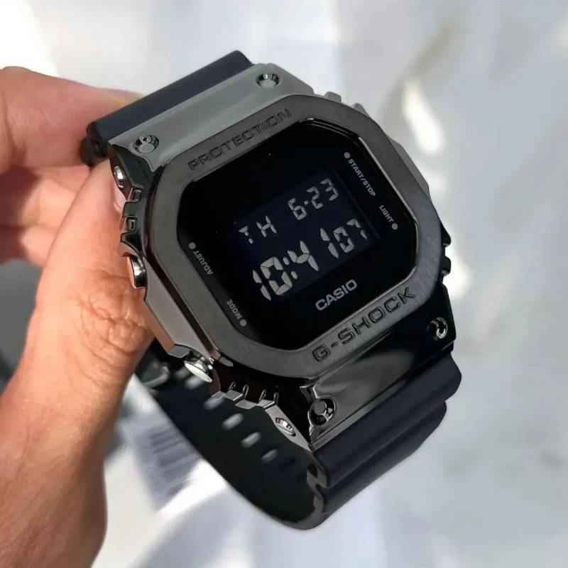 Casio g shock gms5600