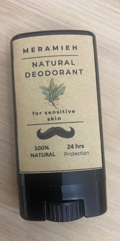 Men's Natural Sensitive Skin Deodorant                             مزيل عرق طبيعي للرجال  ( البشرة الحساسة)