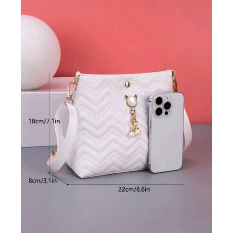 Bolso Crossbody Blanco con Diseño Acolchadot