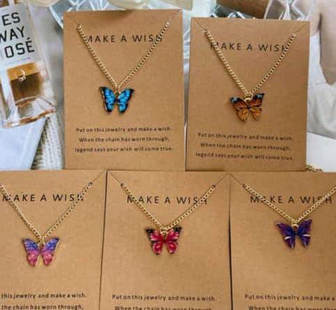 Collar con colgante de mariposa “Make a Wish”