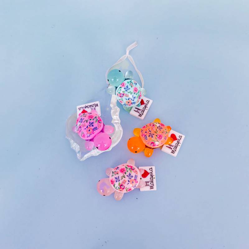 Nyonya Tortoise ( Resin, Strong Magnet ) 4 Colours