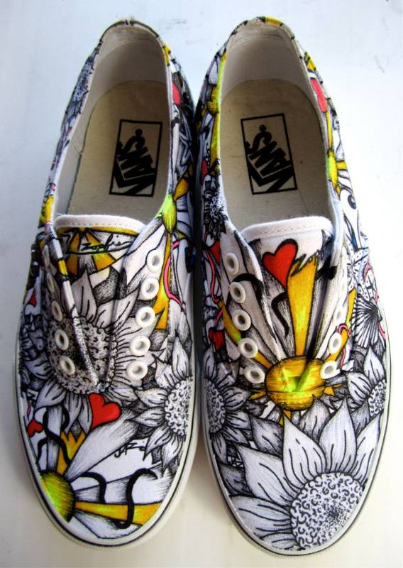 Lukis Sepatu