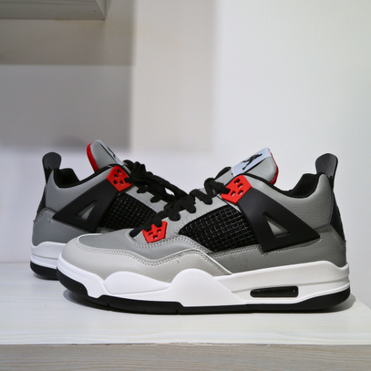 2024 Stylish and new Trendy Ash Jordan 4 men sneakers