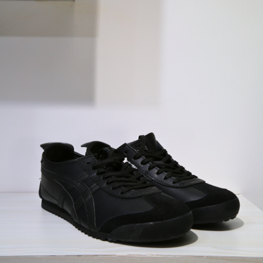 2024 Stylish and Trendy men black Tiger flat Sneakers