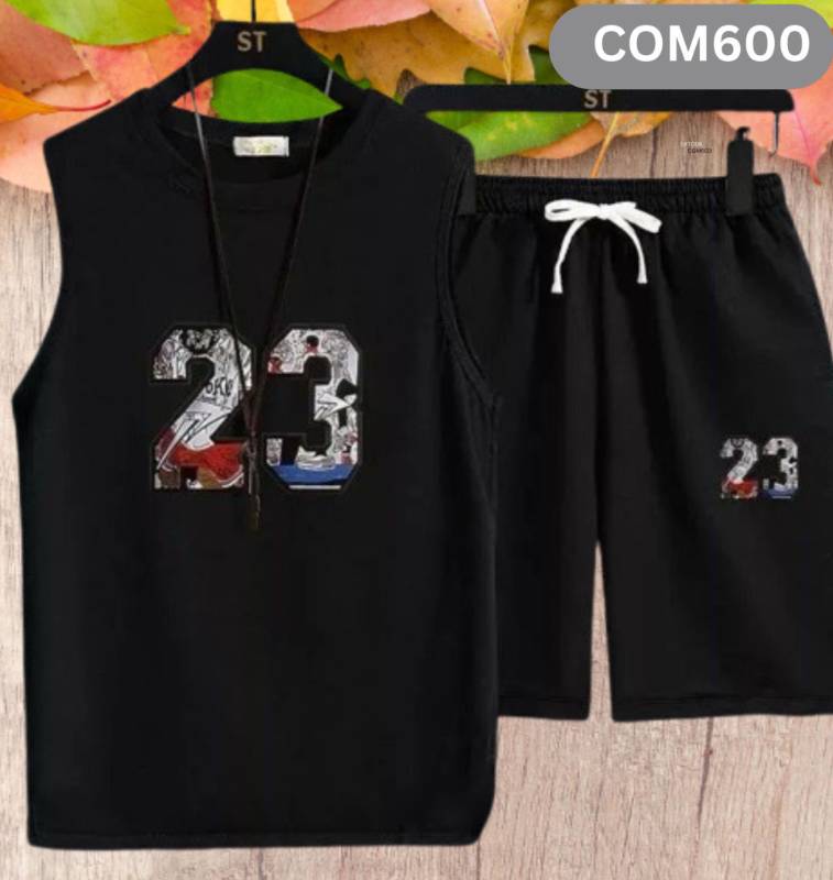 T-Shirt & 2 Quarter Pant