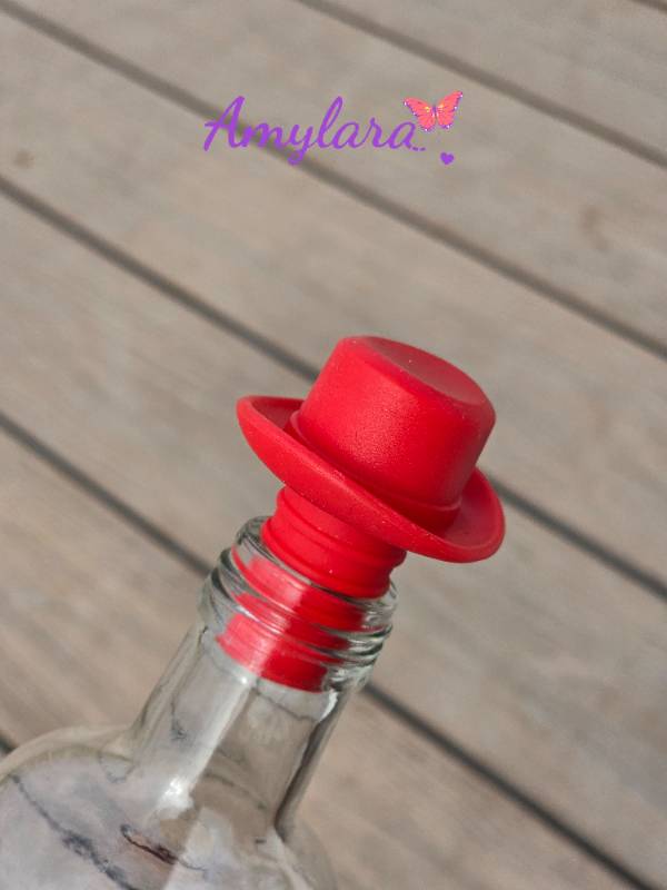 Tapón de Botella - Sombrero Rojo 3D