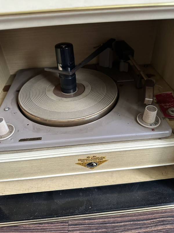 Tủ Đài Bóng cổ VICTOR STL-661 thiếu chân