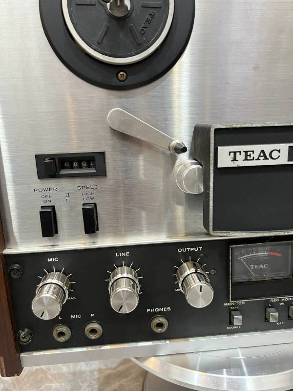 Teac A-2300S
