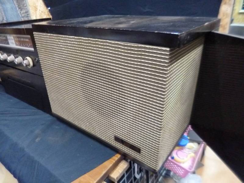 Tủ Đài Bóng cổ VICTOR SRP-490 BST-3 bộ 3 cục