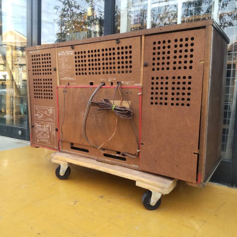 Tủ Đài Bóng cổ VICTOR BR-460F