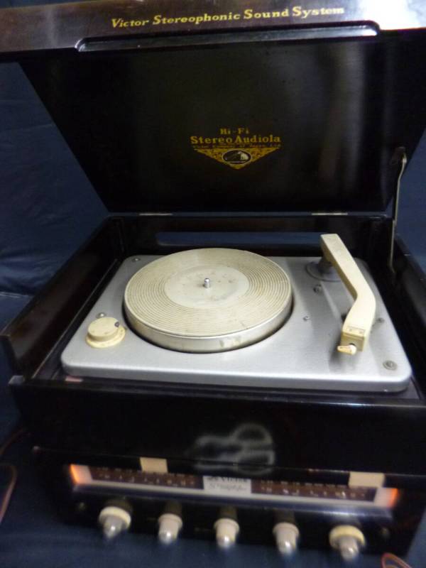 Tủ Đài Bóng cổ VICTOR SRP-490 BST-3 bộ 3 cục