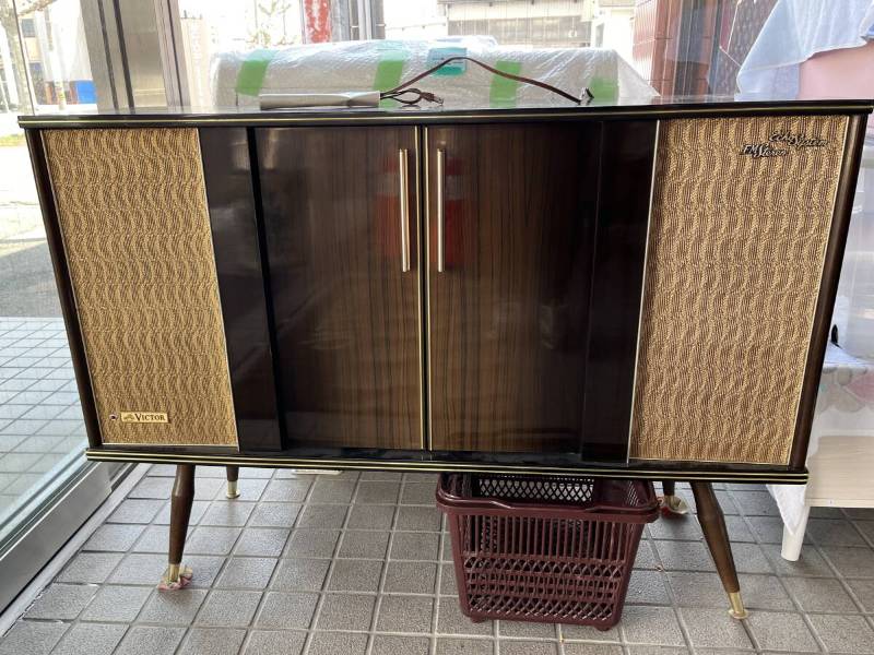 Tủ Đài Bóng cổ VICTOR STL-661FMB