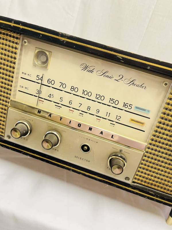 Radio Bóng cổ National BM-550D