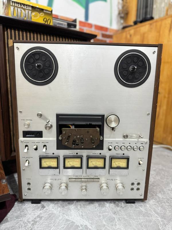AKAI GX-630D-SS