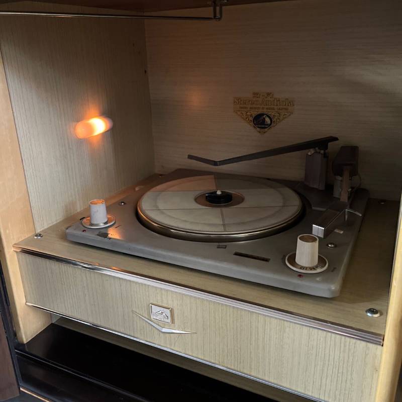 Tủ Đài Bóng cổ VICTOR BR-710CM