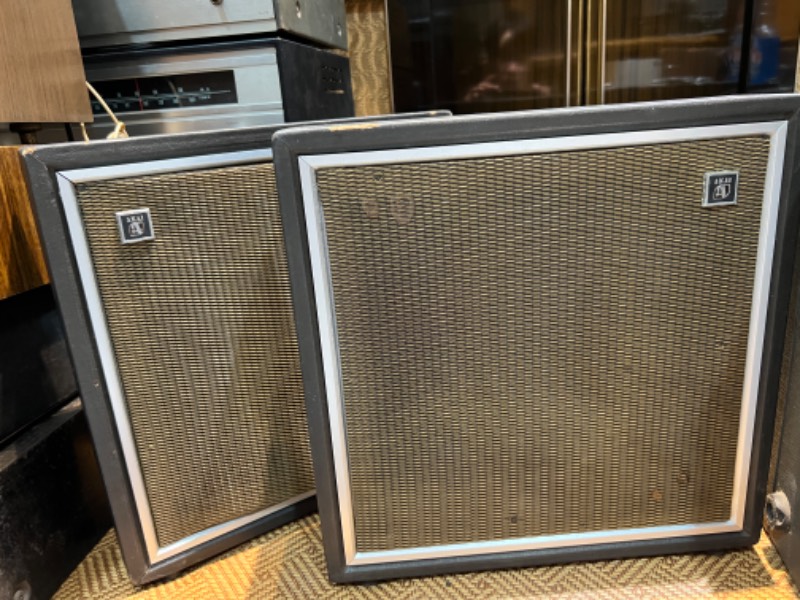 Akai SS-30 Speakers