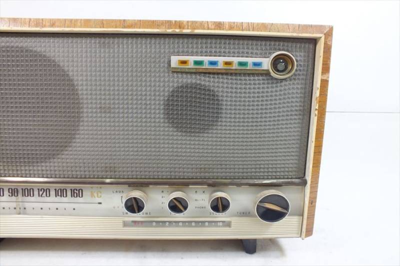 Radio Bóng cổ SANYO SS-880