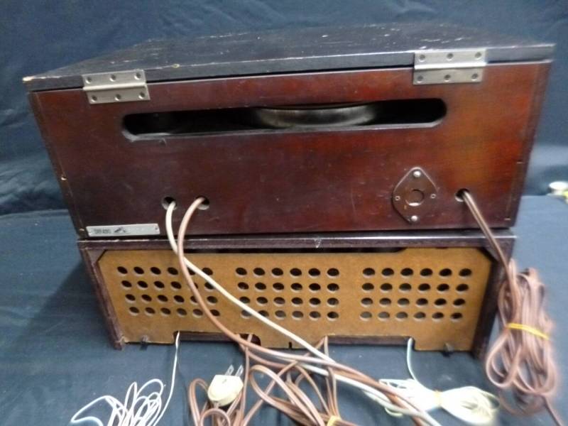 Tủ Đài Bóng cổ VICTOR SRP-490 BST-3 bộ 3 cục