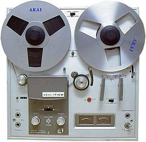 Akai 1710W Vacuum Tube Amplification