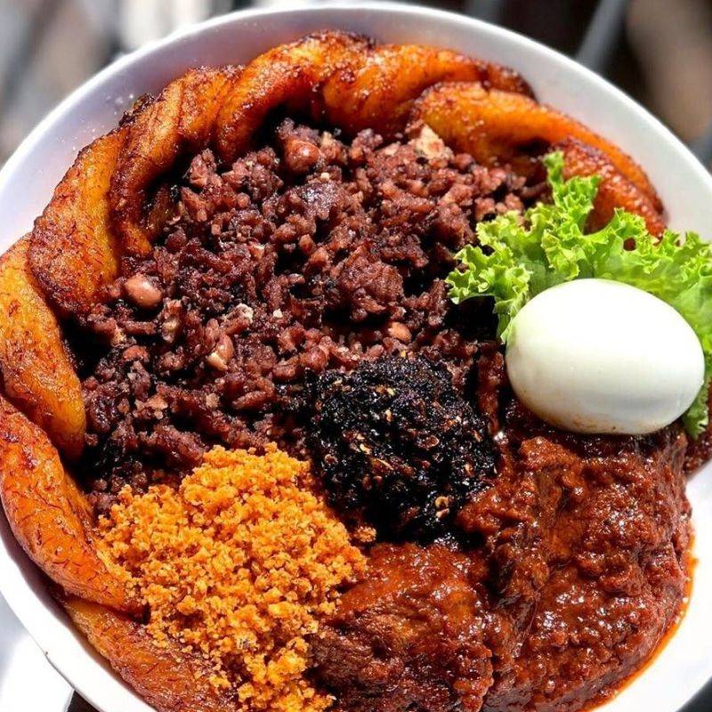 Waakye with /Fish/Chicken/egg/Additives