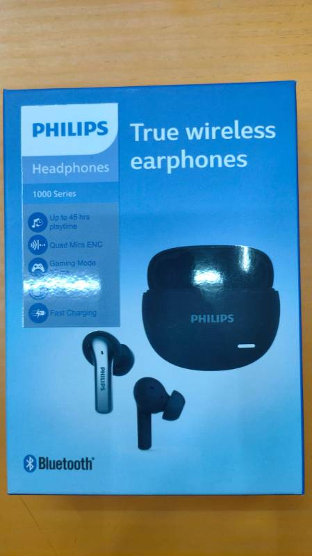 Philips Earbuds upto 45 hrs playback.