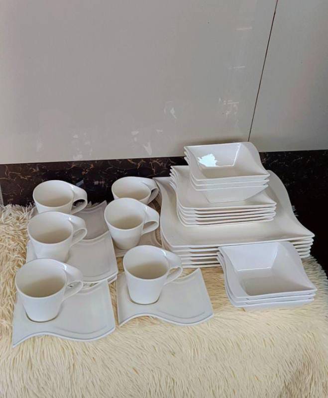 30 PCs dinner set