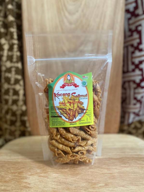 KACANG SELIMUT