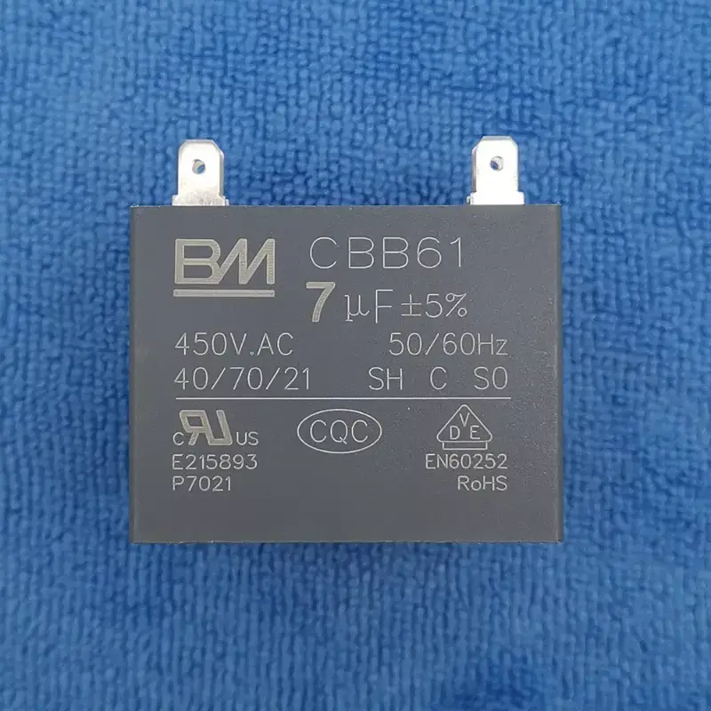 Capacitor de 7 mf 450v cuadrado