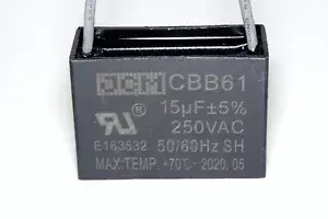 Capacitor de 15 mf 450v cuadrado