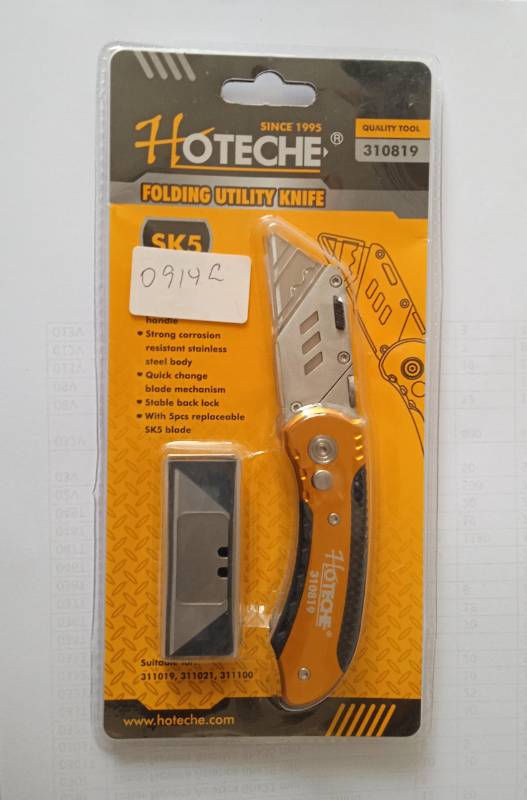 Cuchilla con filo trapezoidal con respuesto 9mm