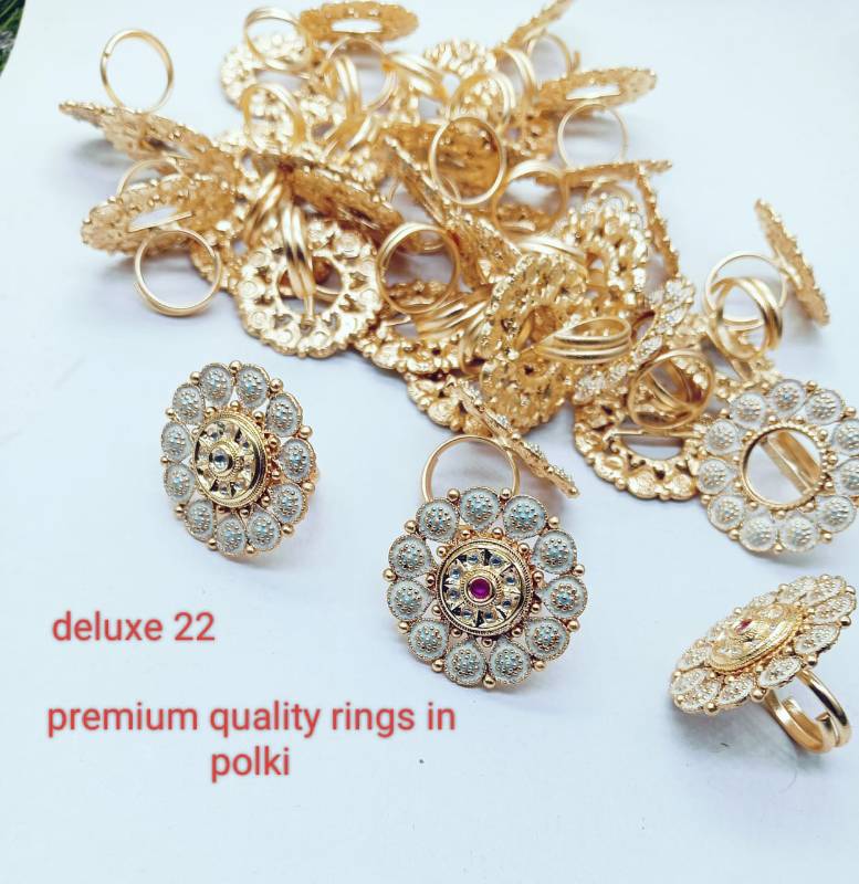 Deluxe 22