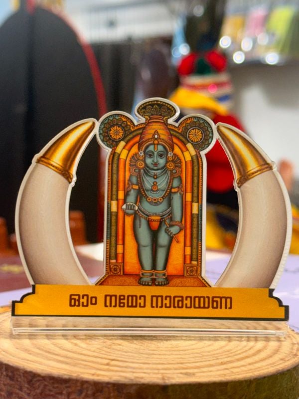 Car Dash Board Anakombu with Guruvayurappan