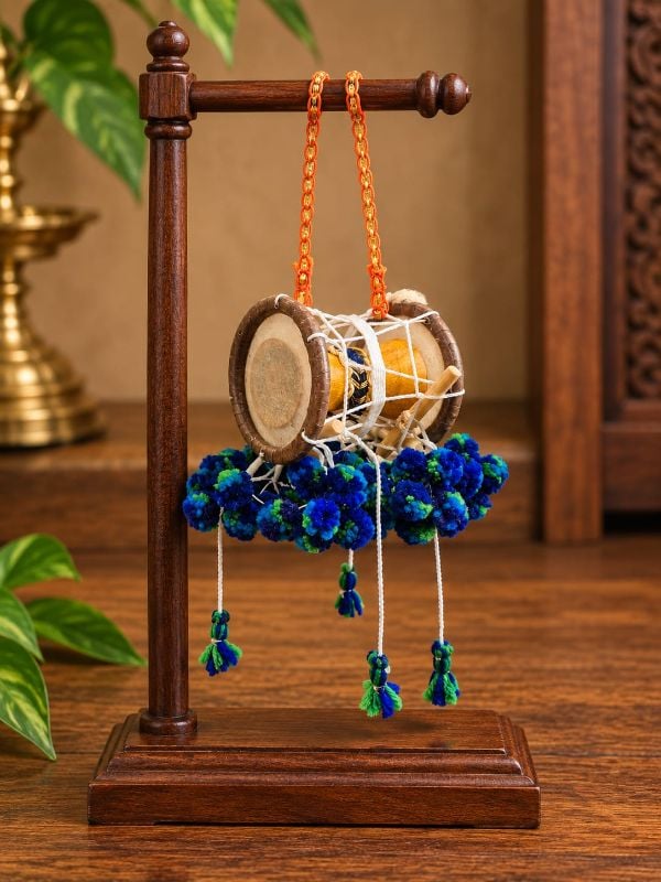 3 inch Idakka miniature- Peacock feather Multi colour model