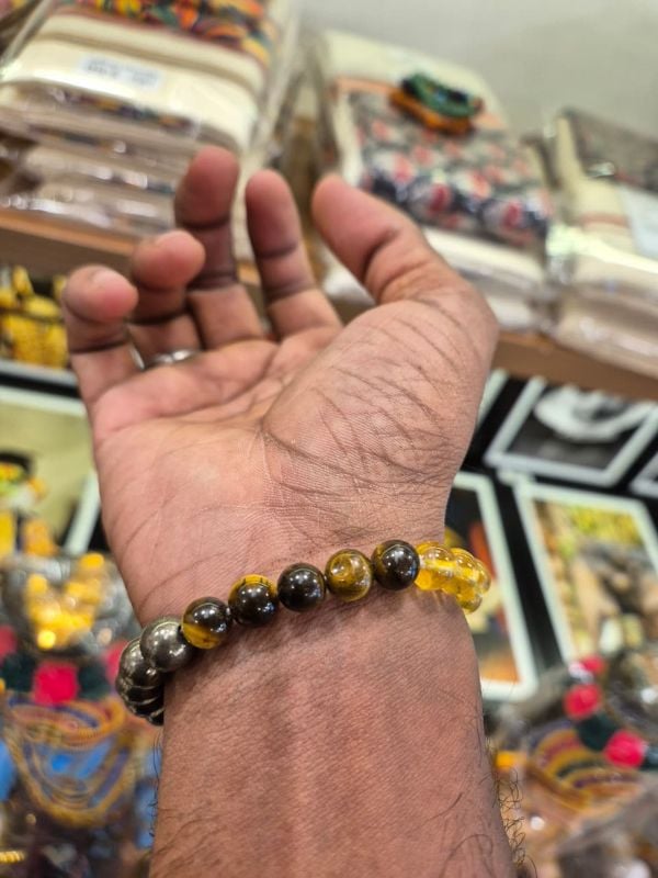 Money magnet bracelet