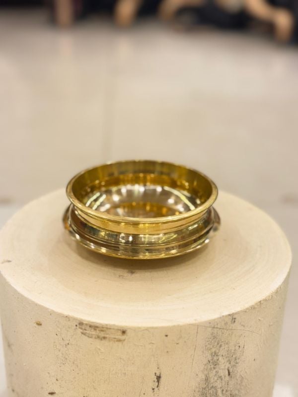 URULI 4.5 inch Brass