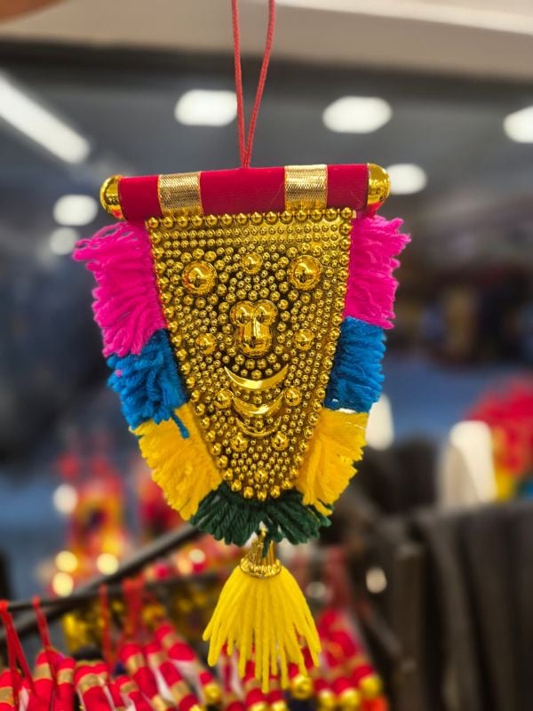 Car hanging netipattam medium