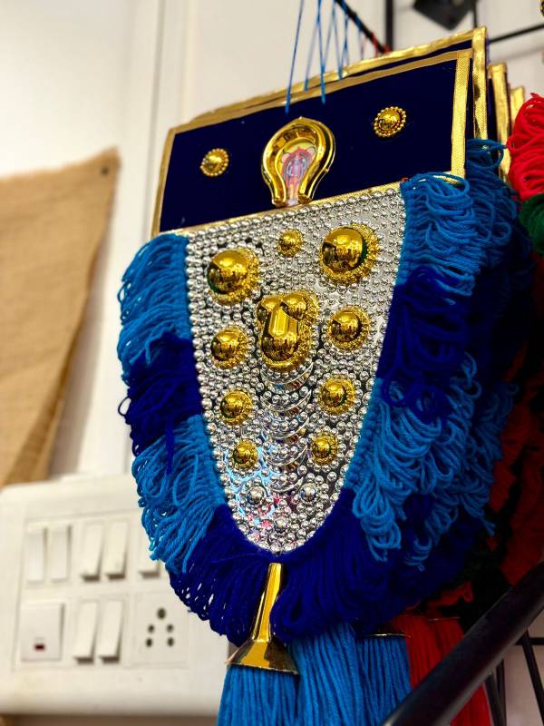 Peacock thread combination car hanging model netipattam