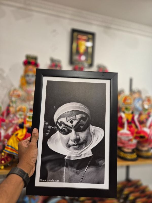 Black and white Kathakali chutti Photo Frame 16 x 11