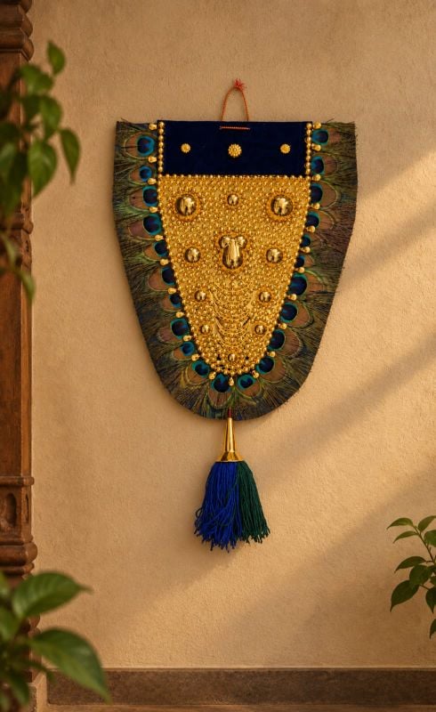 1.5 feet peacock feather netipattam