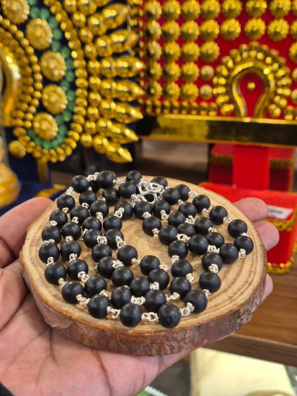 8mm Karungali capless siver mala