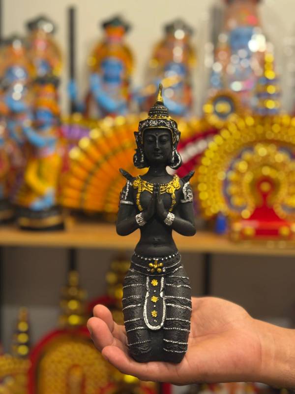 10 inch Praying Buddha