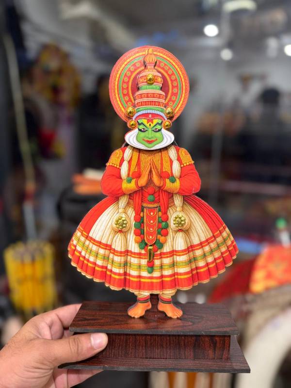 Kathakali standing medium