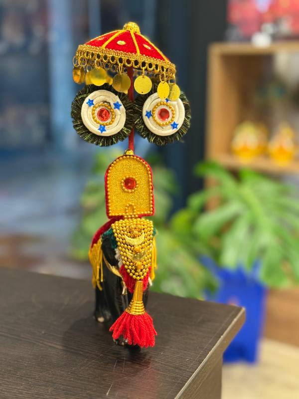 4 inch pooram with Aana chamayam