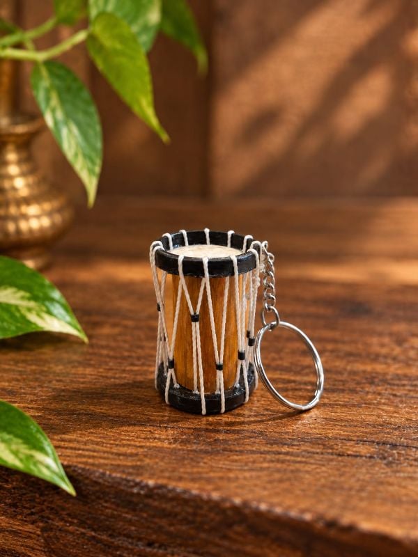Yellow white chenda miniature