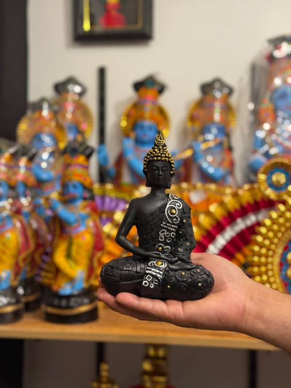 8 inch Meditating Buddha